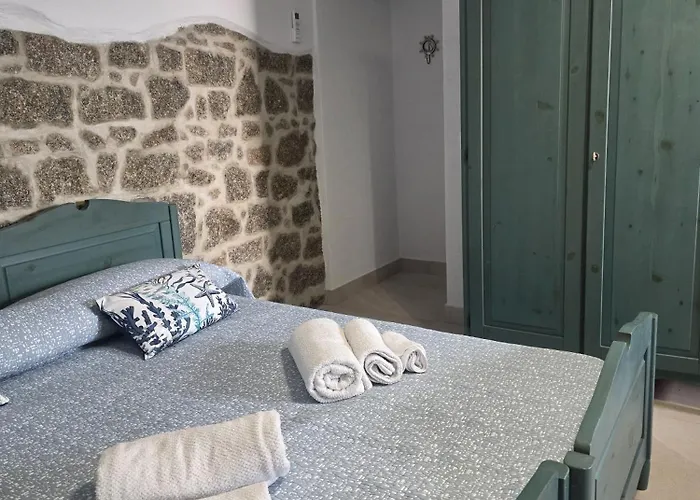 Dimora Gallura Πανσιόν *